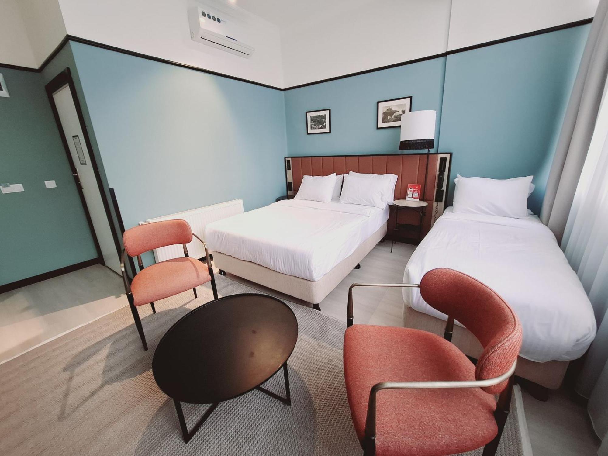 Ea Exclusive Otel *