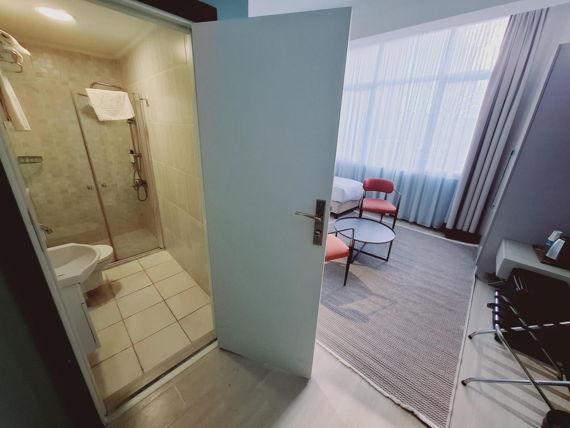Hotel Ea Exclusive *