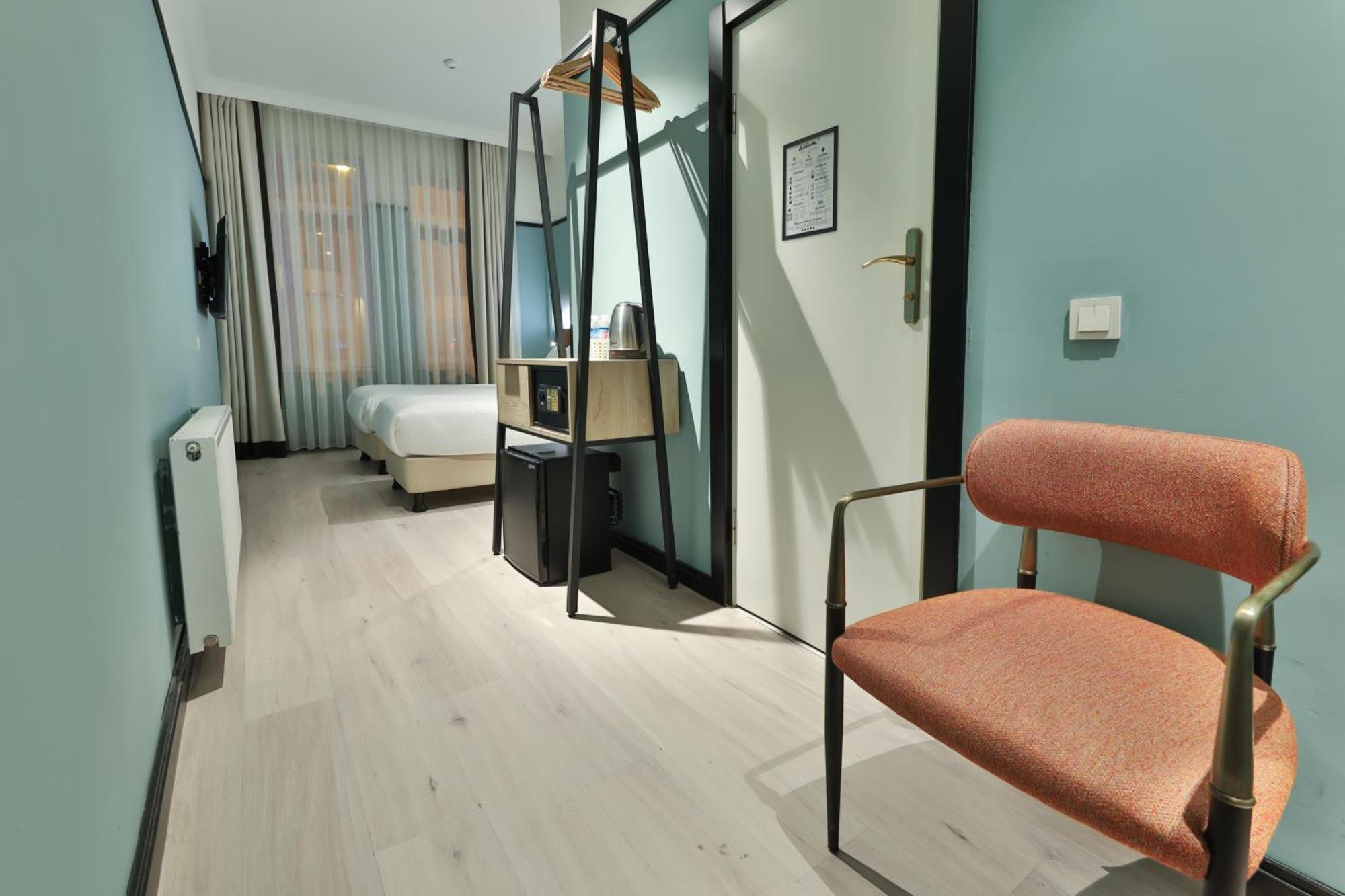 Ea Exclusive Otel *